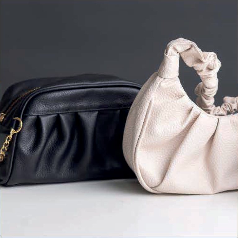 Bolsas franzidas preta e off-white