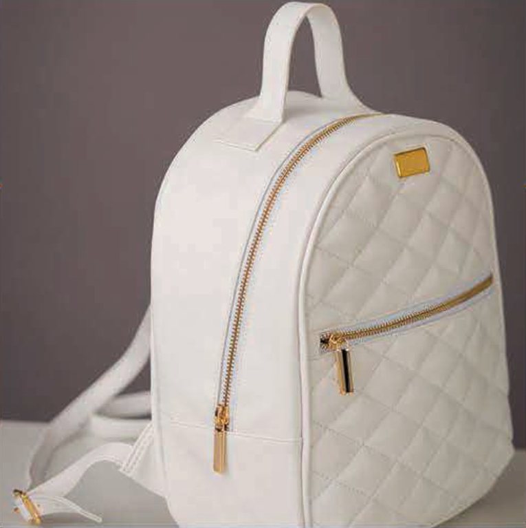 Mochila branca matelassê